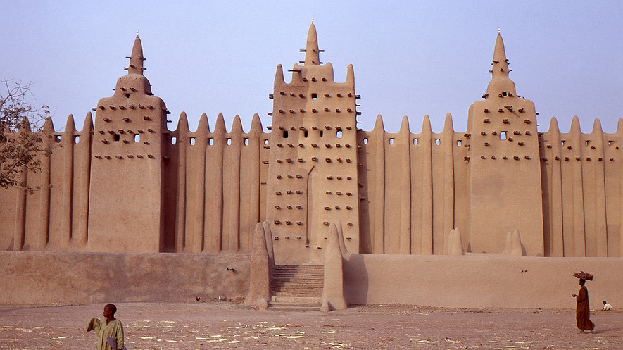 TOP: The Great Mosque in Djenne, Mali, in the morning. Photographed in 1972 by Gilles Mairet, courtesy of Wikimedia Commons. BOTTOM: Image of a Saracen king of West Africa, believed to be Emperor Mansa Musa of Mali, in the "Catalan Atlas of 1375" composed by cartographer Abraham Cresques of Majorca, Spain.